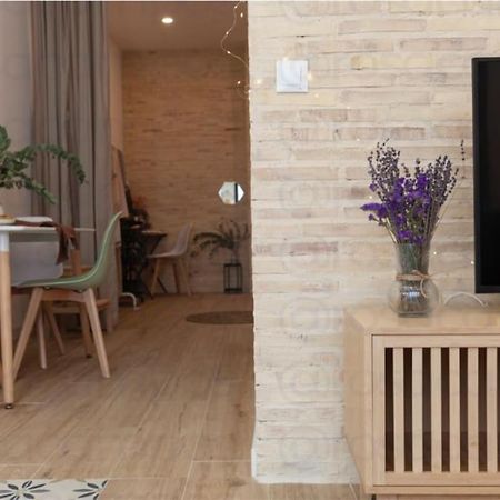 ולנסיה Rb - Urban Loft Retreat, Comfort & Good Location מראה חיצוני תמונה