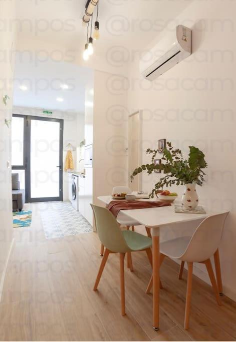 ולנסיה Rb - Urban Loft Retreat, Comfort & Good Location מראה חיצוני תמונה