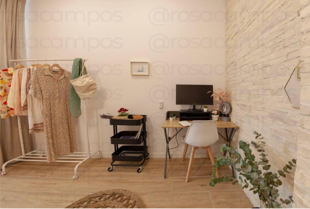 ולנסיה Rb - Urban Loft Retreat, Comfort & Good Location מראה חיצוני תמונה