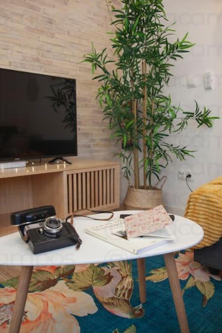 ולנסיה Rb - Urban Loft Retreat, Comfort & Good Location מראה חיצוני תמונה